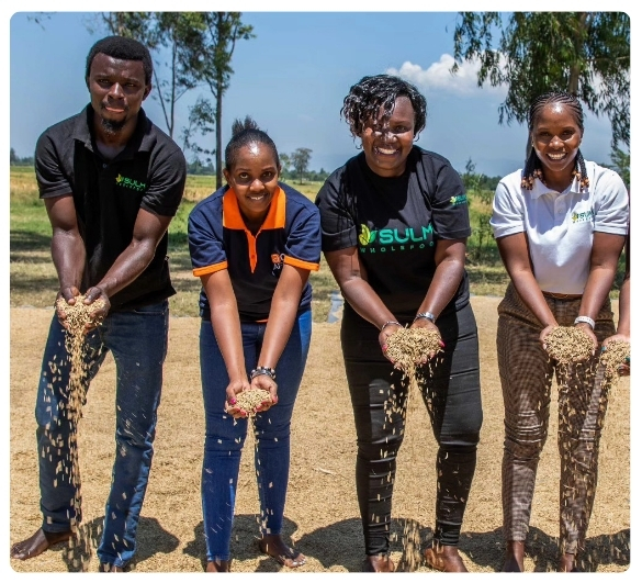 Sulma farmers and agricultural team